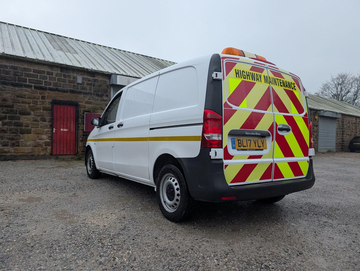 Used Mercedes-Benz Vito 2017 for sale - 76592530: Photo 5