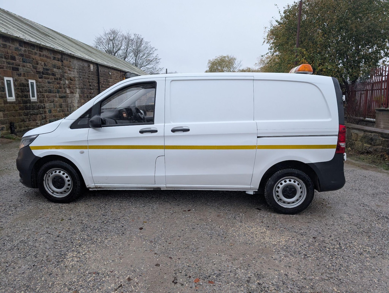 Used Mercedes-Benz Vito 2017 for sale - 76592530: Photo 6