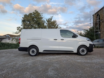 Vauxhall - Vivaro