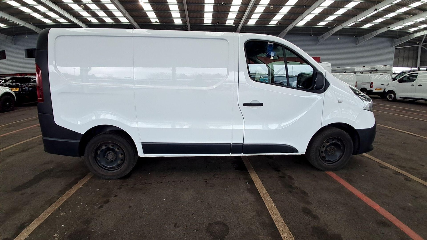 Used Renault Trafic 2015 for sale - 78019080: Photo 6