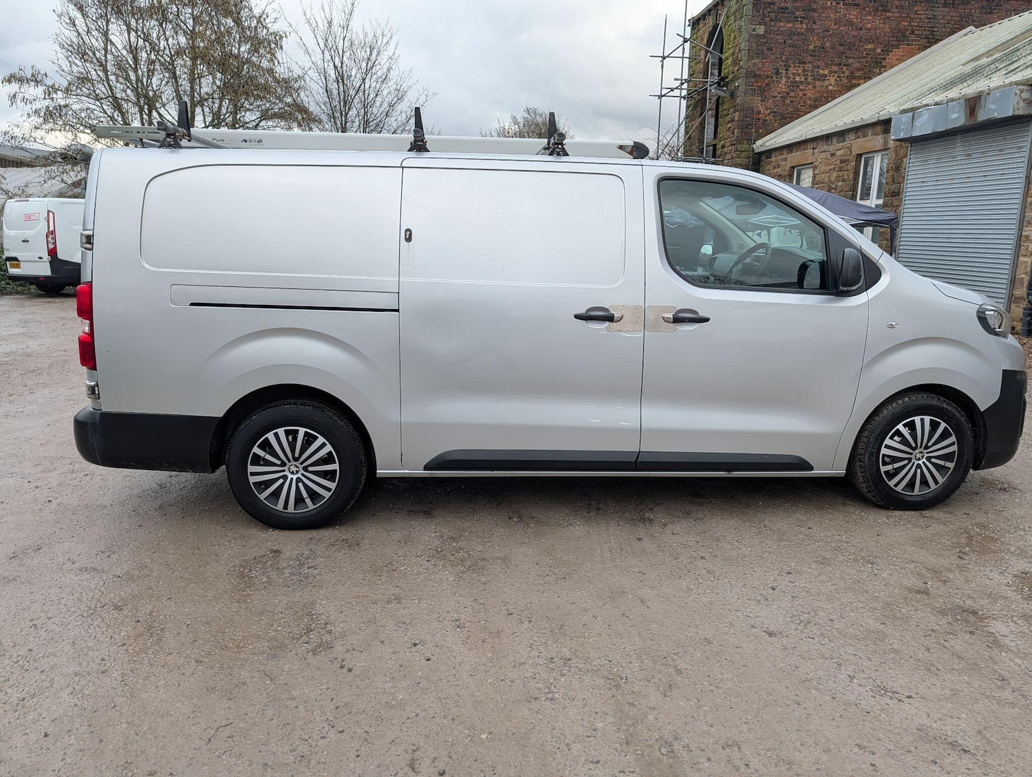 Used Peugeot Expert 2019 for sale - 77496137: Photo 40