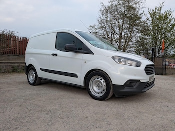 Ford - Transit Courier