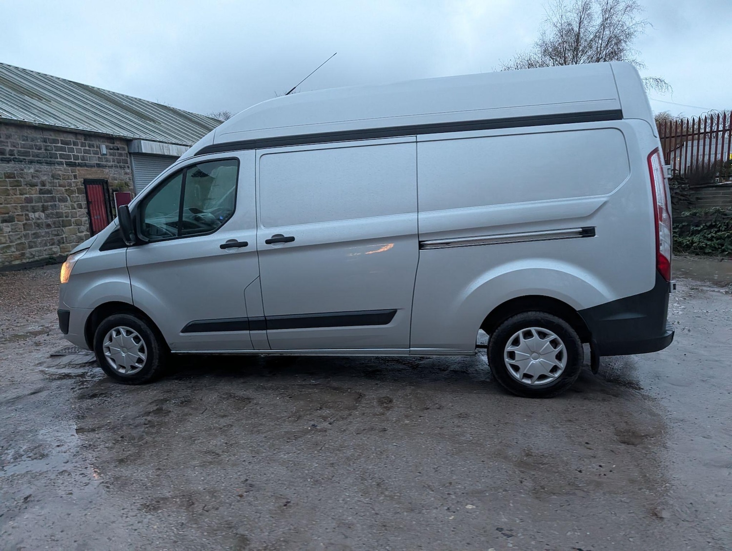 Used Ford Transit Custom 2017 for sale - 77524186: Photo 42