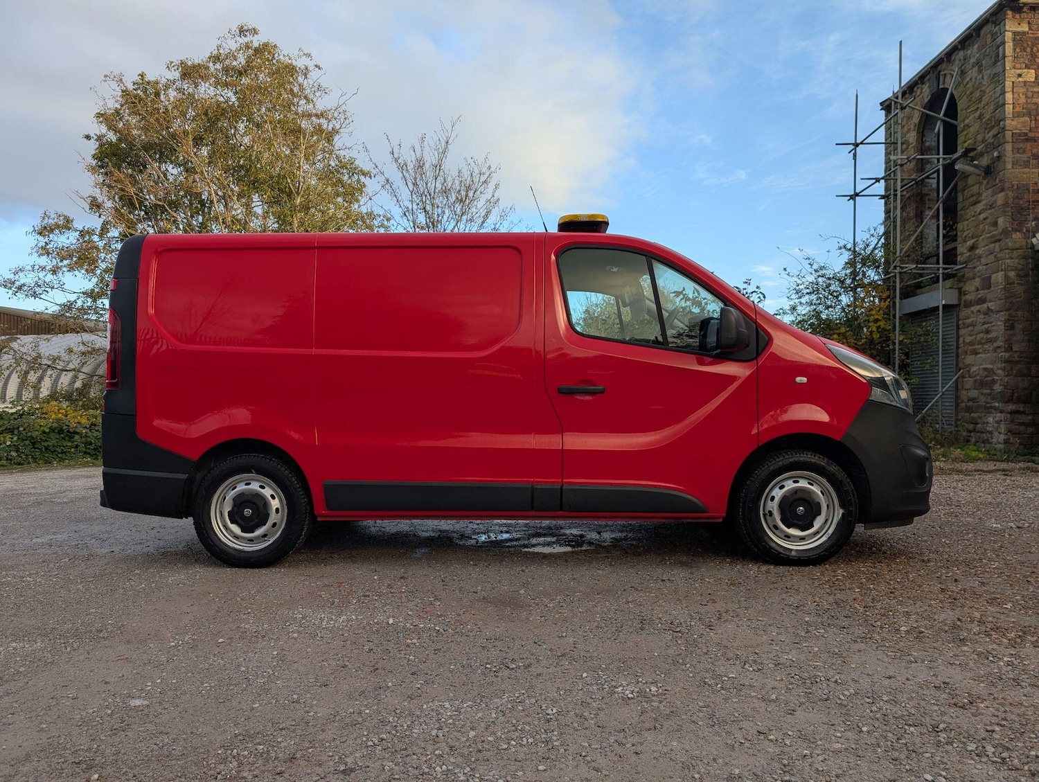 Used Vauxhall Vivaro 2017 for sale - 76440911: Photo 2