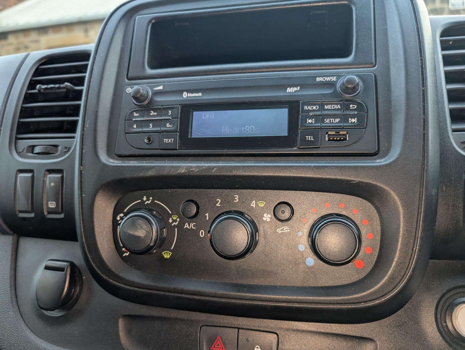 Used Vauxhall Vivaro 2017 for sale - 76440911: Photo 30