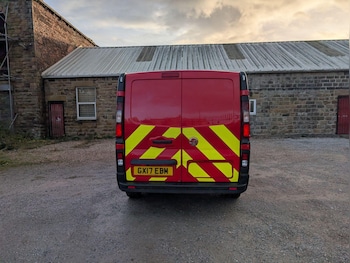 Used Vauxhall Vivaro 2017 for sale - 76440911: Photo