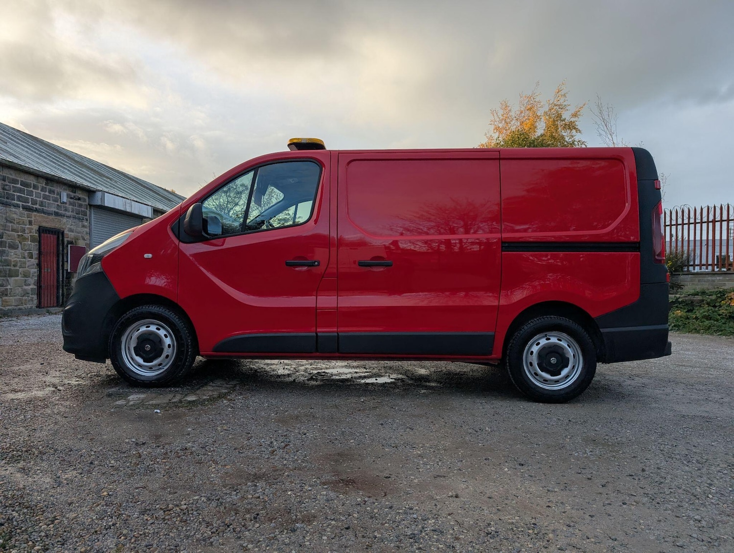 Used Vauxhall Vivaro 2017 for sale - 76440911: Photo 6
