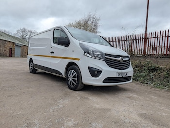 Vauxhall Vivaro feature image