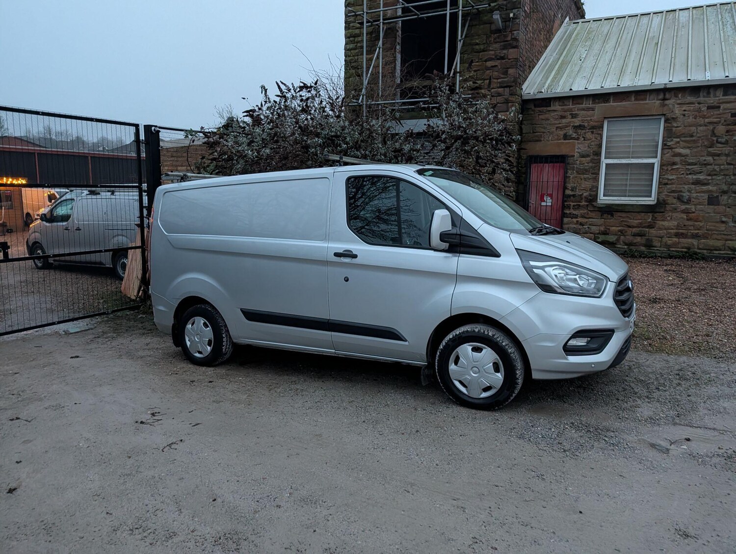 Used Ford Transit Custom 2018 for sale - 77358976: Photo 2