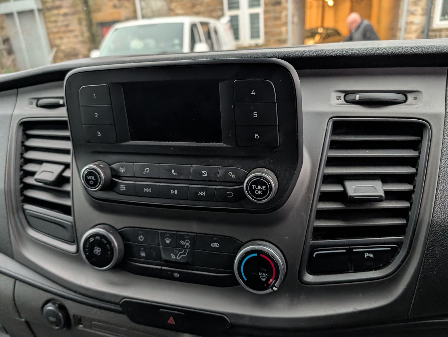 Used Ford Transit Custom 2018 for sale - 77358976: Photo 33