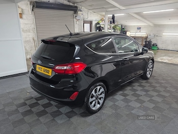 Used Ford Fiesta 2017 for sale - 76977109: Photo