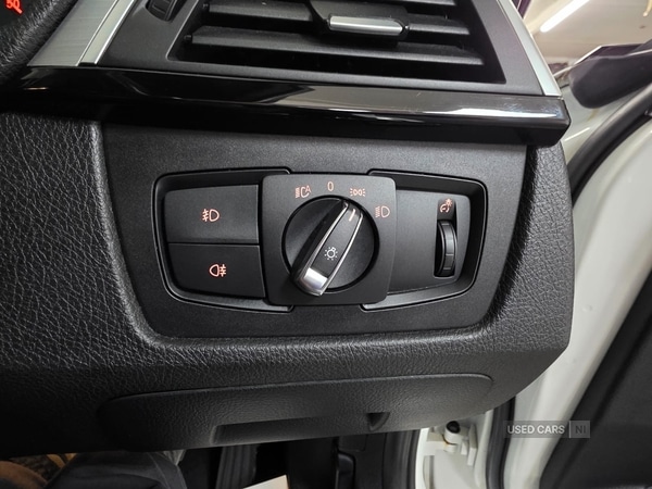 Used BMW 3 Series 2017 for sale - 77659476: Photo 11