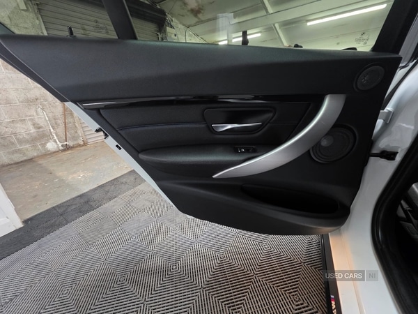 Used BMW 3 Series 2017 for sale - 77659476: Photo 25