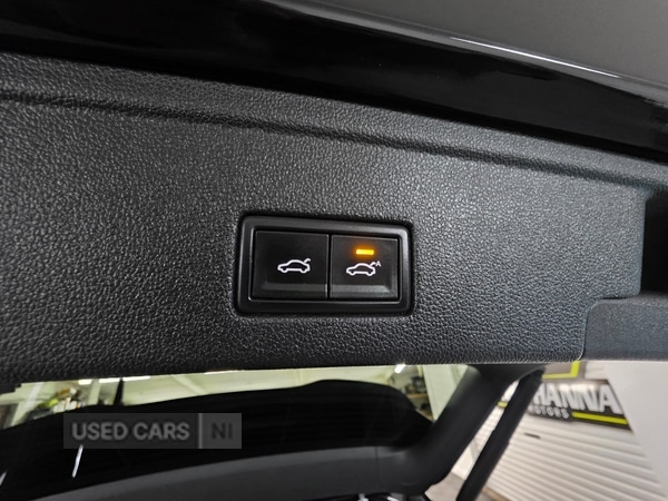 Used Volkswagen Touareg 2018 for sale - 77575699: Photo 24