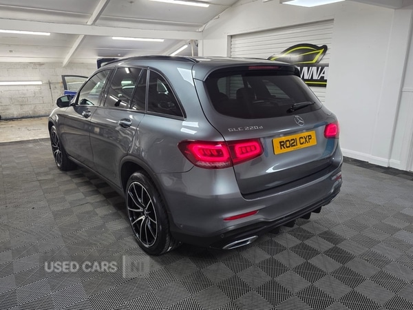 Used Mercedes-Benz GLC 2021 for sale - 77613372: Photo 2