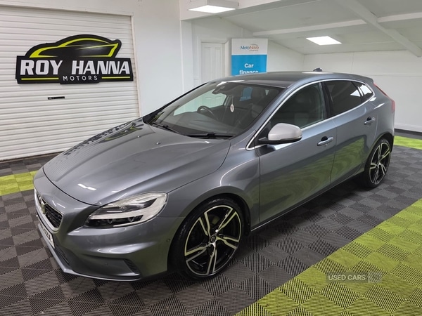 Used Volvo V40 2016 for sale - 76338077: Photo 1