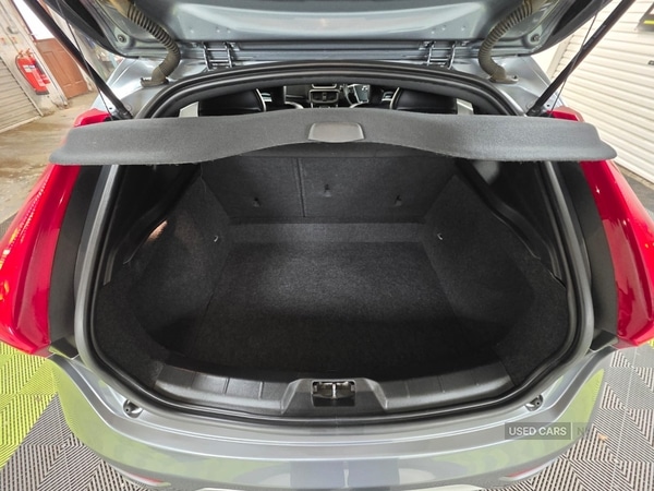 Used Volvo V40 2016 for sale - 76338077: Photo 14