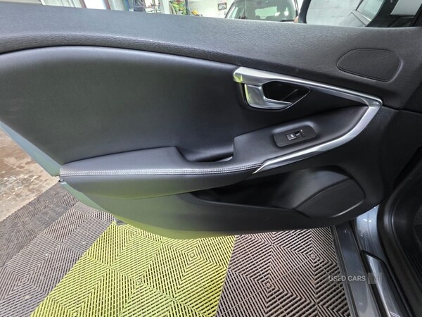 Used Volvo V40 2016 for sale - 76338077: Photo 23