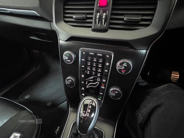 Used Volvo V40 2016 for sale - 76338077: Photo 24