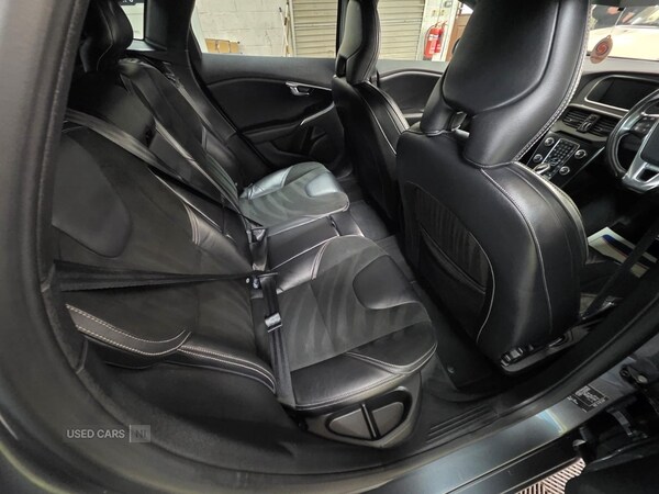 Used Volvo V40 2016 for sale - 76338077: Photo 25