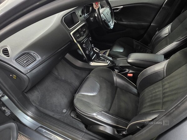 Used Volvo V40 2016 for sale - 76338077: Photo 26