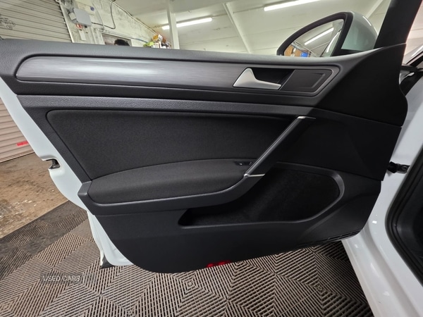 Used Volkswagen Golf 2017 for sale - 77372166: Photo 16