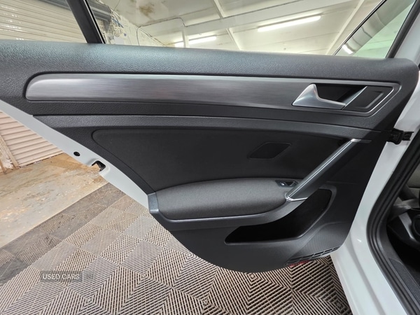 Used Volkswagen Golf 2017 for sale - 77372166: Photo 22