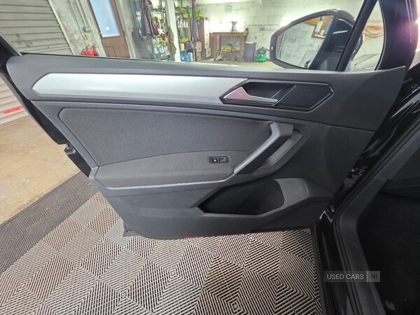 Used Volkswagen Tiguan 2018 for sale - 77092058: Photo 24