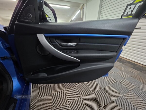 Used BMW 3 Series 2017 for sale - 77359628: Photo 12
