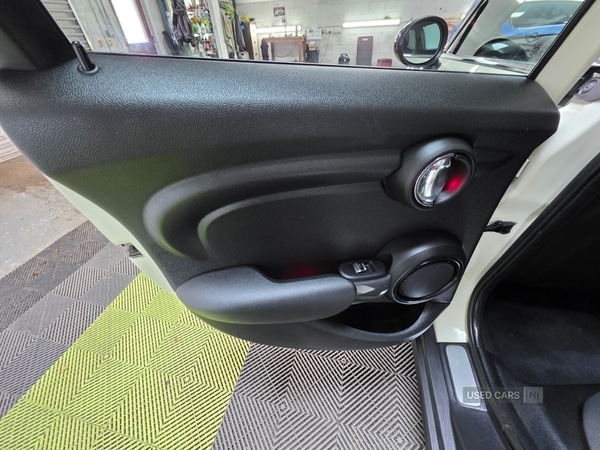 Used MINI Hatch 2017 for sale - 76337959: Photo 9