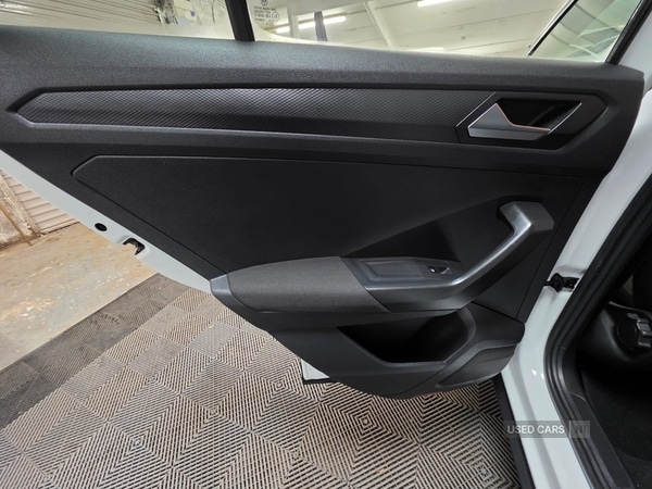 Used Volkswagen T-Roc 2019 for sale - 77587800: Photo 15