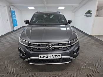 Used Volkswagen T-Roc 2024 for sale - 79318075: Photo