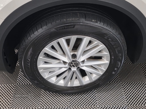 Used Volkswagen T-Roc 2023 for sale - 77030512: Photo 9