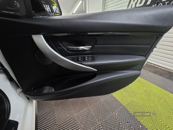 Used BMW 3 Series 2017 for sale - 76260682: Photo 10