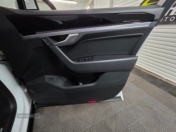 Used Volkswagen Touareg 2018 for sale - 77994642: Photo 17