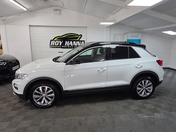 Used Volkswagen T-Roc 2019 for sale - 78810561: Photo