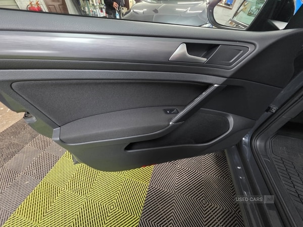 Used Volkswagen Golf 2018 for sale - 76073269: Photo 15