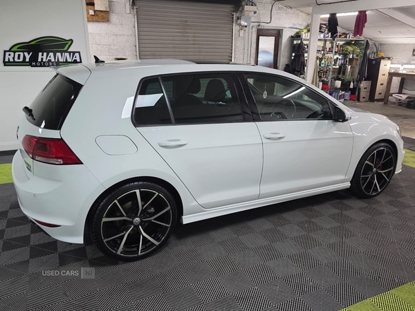 Used Volkswagen Golf 2017 for sale - 76308410: Photo 5