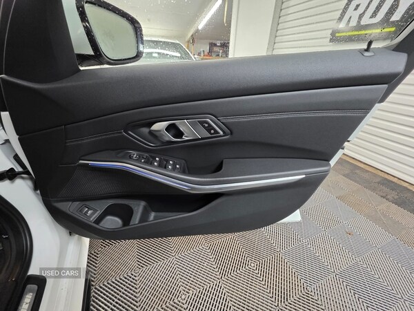 Used BMW 3 Series 2021 for sale - 76620736: Photo 30