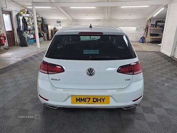 Used Volkswagen Golf 2017 for sale - 78405669: Photo