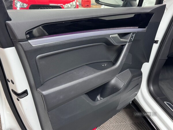 Used Volkswagen Touareg 2018 for sale - 77697039: Photo 20