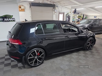 Used Volkswagen Golf 2017 for sale - 78417702: Photo