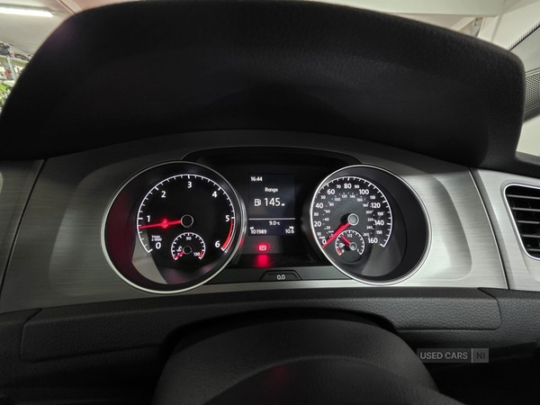 Used Volkswagen Golf 2015 for sale - 76927384: Photo 24