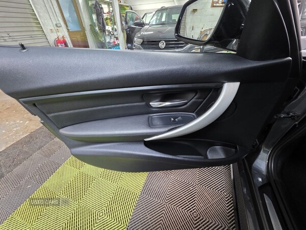 Used BMW 3 Series 2014 for sale - 76167629: Photo 25