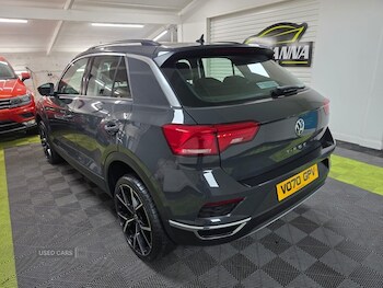 Used Volkswagen T-Roc 2020 for sale - 76167905: Photo