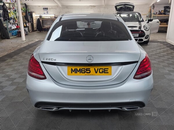 Used Mercedes-Benz C Class 2015 for sale - 77697339: Photo 8