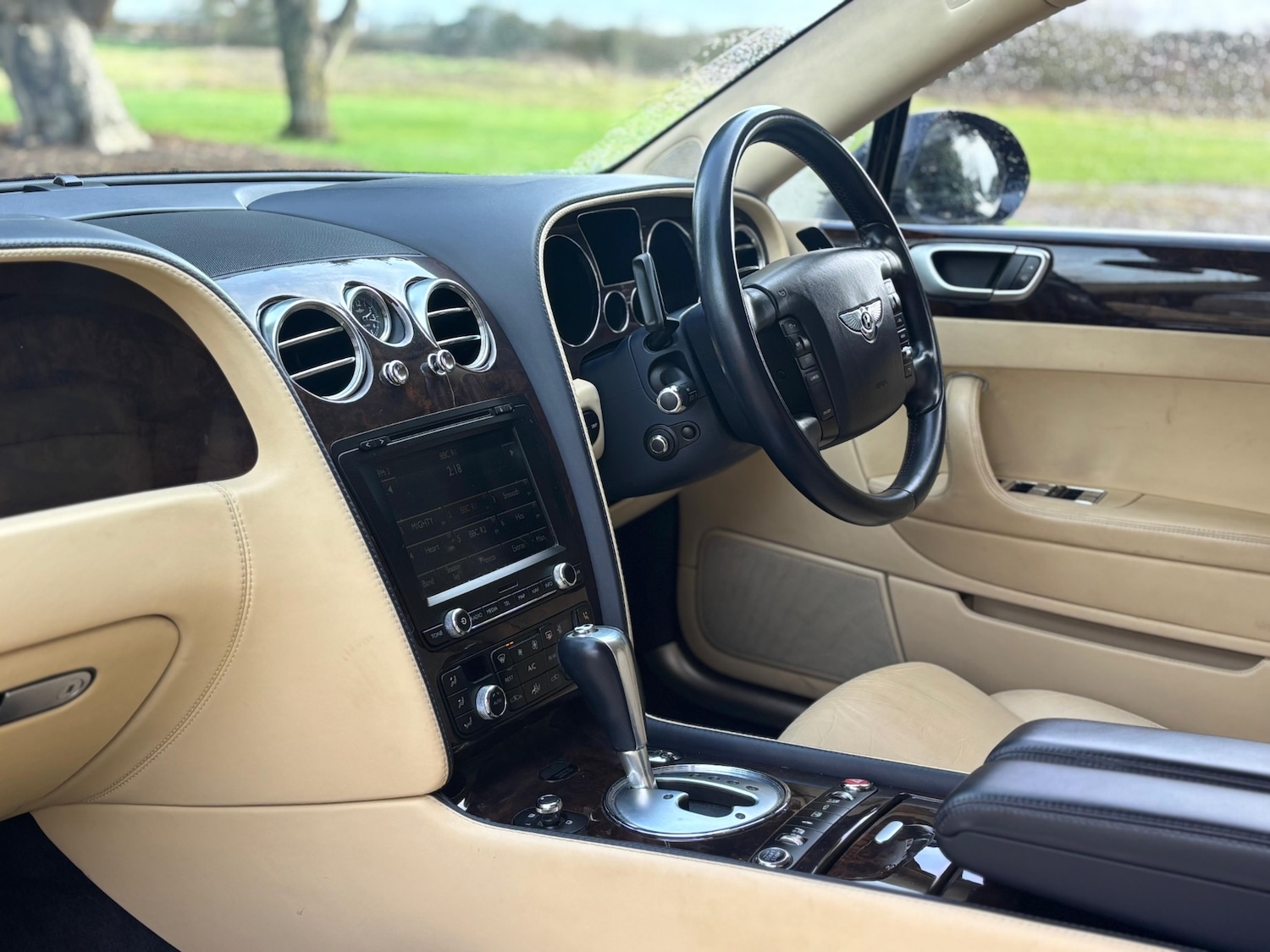 Used Bentley Continental 2011 for sale - 77584415: Photo 21