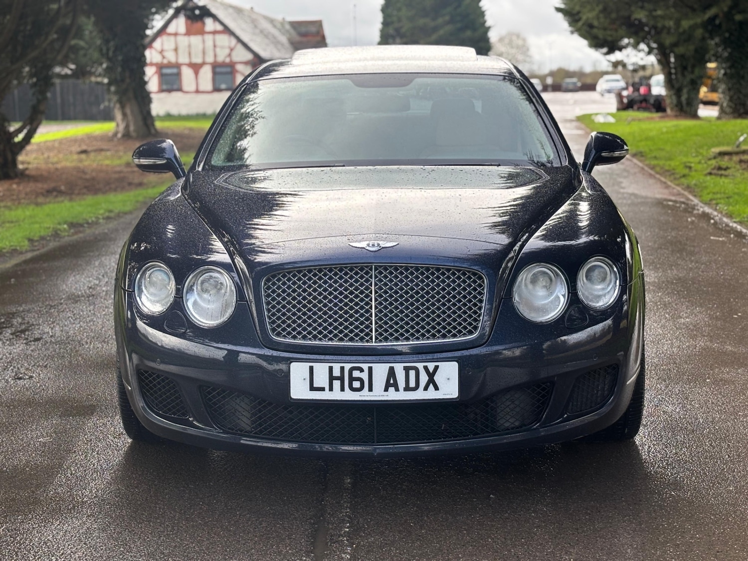Used Bentley Continental 2011 for sale - 77584415: Photo 4