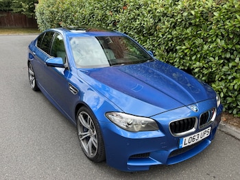 2014 (63) - M5 4dr DCT