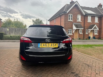 Used Hyundai i30 2013 for sale - 76974607: Photo